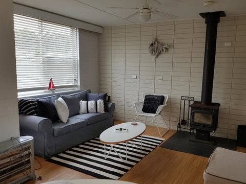Beach Hut Scamander - Accommodation NT 9