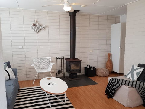 Beach Hut Scamander - Accommodation NT 8