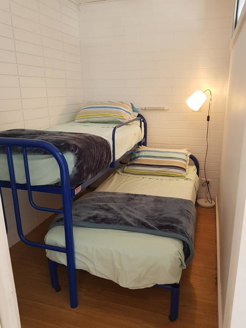 Beach Hut Scamander - Accommodation NT 7