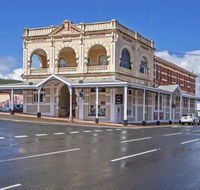 The Empire Hotel - Accommodation NT