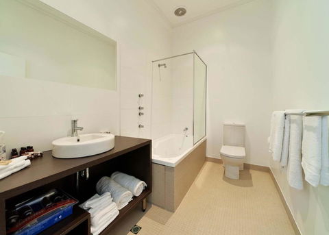 Ikon Hotel - NT Tourism 18