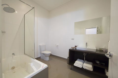 Ikon Hotel - NT Tourism 14