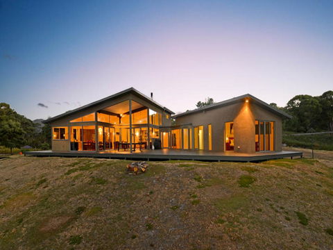 Cloudy Bay Lagoon Estate - NT Tourism 2