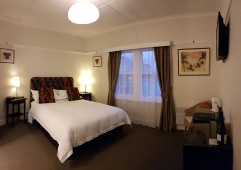 Ashdowns Of Dover - Accommodation NT 10