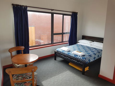 Little Nee's - Accommodation NT 9
