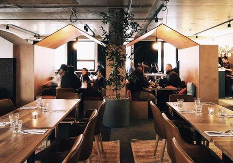 Buller Central Hotel - Accommodation NT 1