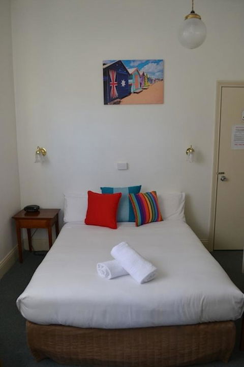 Point Lonsdale Guest House - Accommodation NT 4
