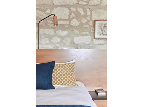 Hotel Sorrento - Accommodation NT 13