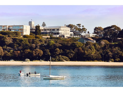 Hotel Sorrento - Accommodation NT 19