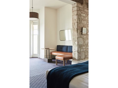 Hotel Sorrento - Accommodation NT 11