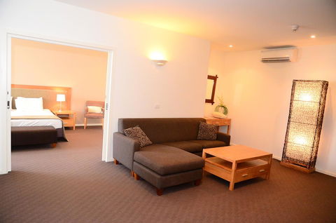Mornington Hotel - Accommodation NT 36