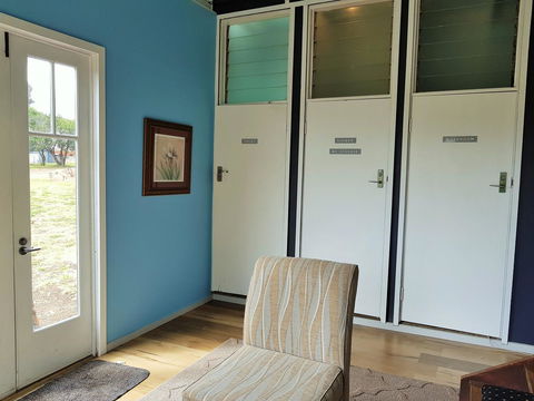 Coragulac House Cottages - Accommodation NT 29