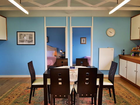 Coragulac House Cottages - Accommodation NT 23