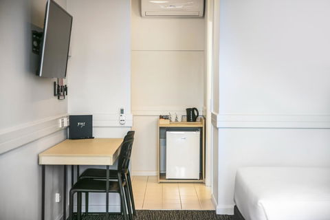 Nightcap At Matthew Flinders Hotel - Accommodation NT 14