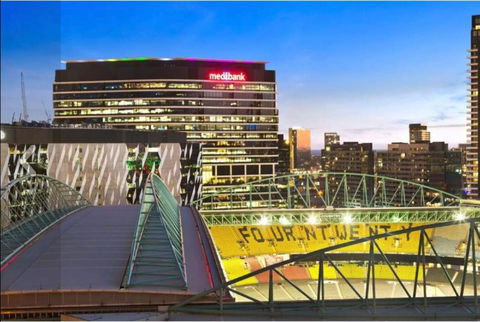 2Bedroom Apartment With Views In Docklands Next To CBD & Marvel Stadium - Accommodation NT 22