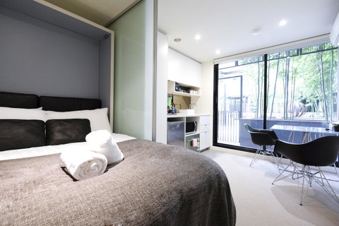 Mono Apartments On Franklin Street - Accommodation NT 25