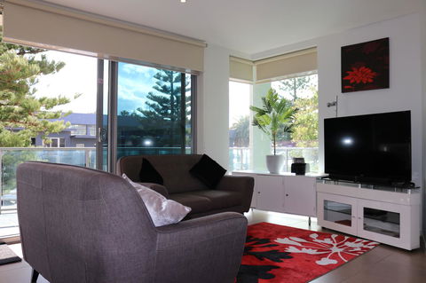 130 At The Waves - Accommodation NT 4