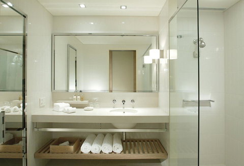 Crown Promenade Melbourne - Accommodation NT 6