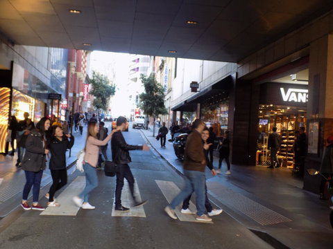 Europa Melbourne - Accommodation NT 21
