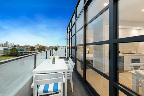 The Hamptons Apartments - St Kilda - Accommodation NT 7