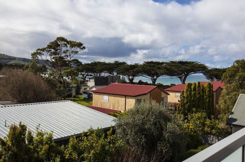 7 Falls Apartments - NT Tourism 26