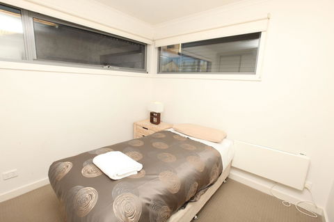 7 Falls Apartments - NT Tourism 30