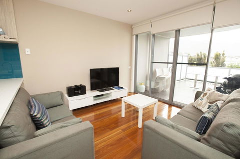 7 Falls Apartments - NT Tourism 12