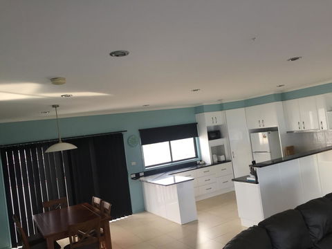 Heyfield Motel And Apartments - Accommodation NT 44