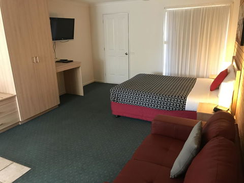 Beachcomber Motel & Apartments - NT Tourism 8