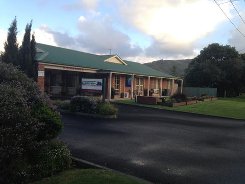 Beachcomber Motel & Apartments - NT Tourism 3