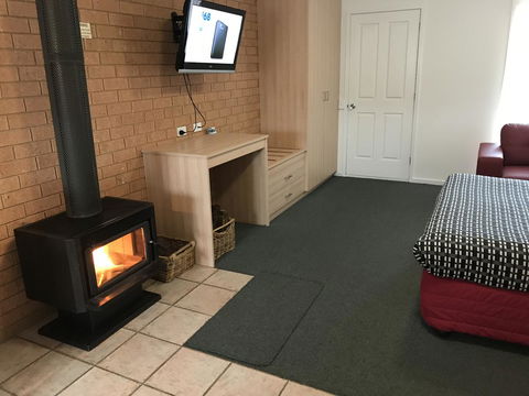 Beachcomber Motel & Apartments - NT Tourism 4