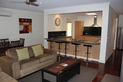 Yering Gorge Cottages - NT Tourism 16