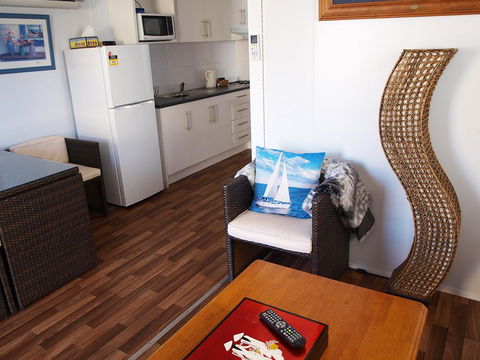 Mornington Motel - Accommodation NT 25