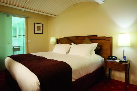 Grand Hotel Melbourne - Accommodation NT 8