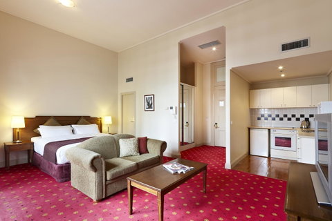Grand Hotel Melbourne - Accommodation NT 16