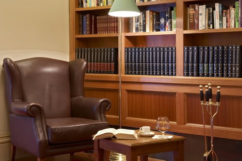 Grand Hotel Melbourne - Accommodation NT 9