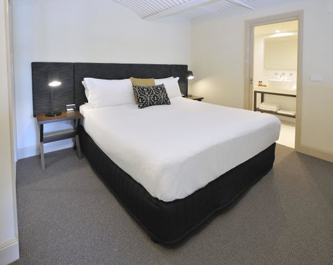Grand Hotel Melbourne - Accommodation NT 2