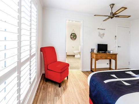 Sandymount - Accommodation NT 25