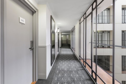 The Savoy Hotel On Little Collins Melbourne - Accommodation NT 21