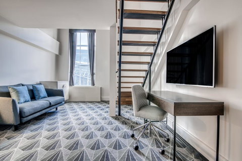The Savoy Hotel On Little Collins Melbourne - Accommodation NT 9