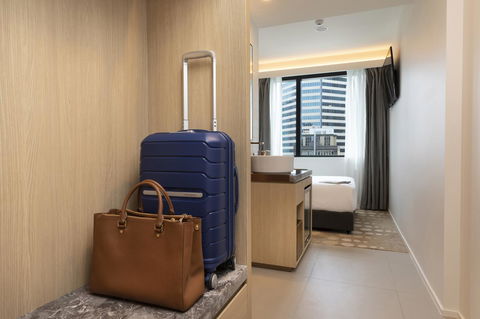 Ibis Melbourne Central - Accommodation NT 39