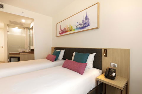 Ibis Melbourne Central - Accommodation NT 10