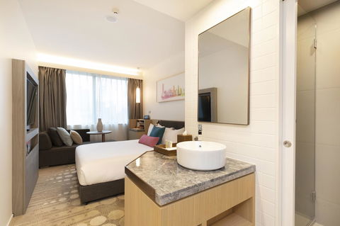 Ibis Melbourne Central - Accommodation NT 43