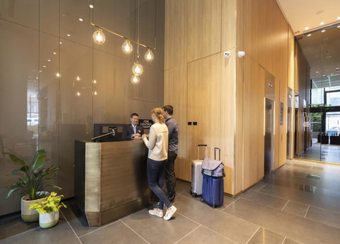 Novotel Melbourne Central - Accommodation NT 17