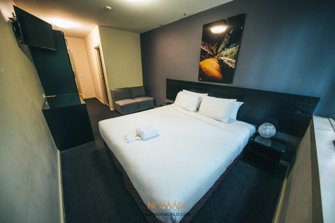 Nomads Melbourne Backpackers - Accommodation NT 18