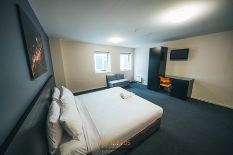 Nomads Melbourne Backpackers - Accommodation NT 22