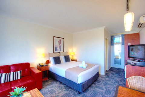 The Sandridge Motel - Accommodation NT 9