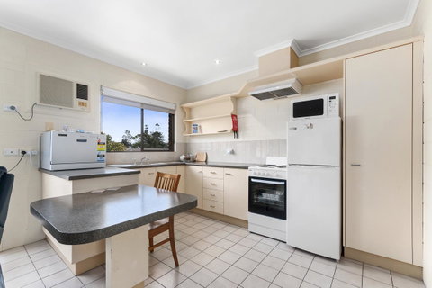 Allambi Holiday Apartments - Accommodation NT 2