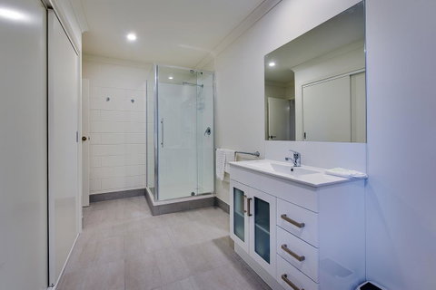 Allambi Holiday Apartments - Accommodation NT 37