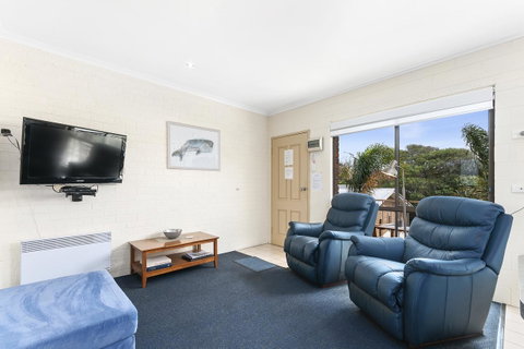 Allambi Holiday Apartments - Accommodation NT 17